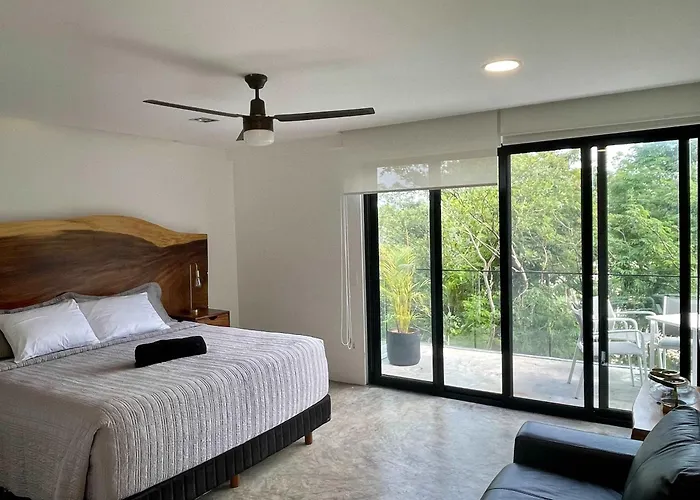 Black House - Modern 3br With Private Pool