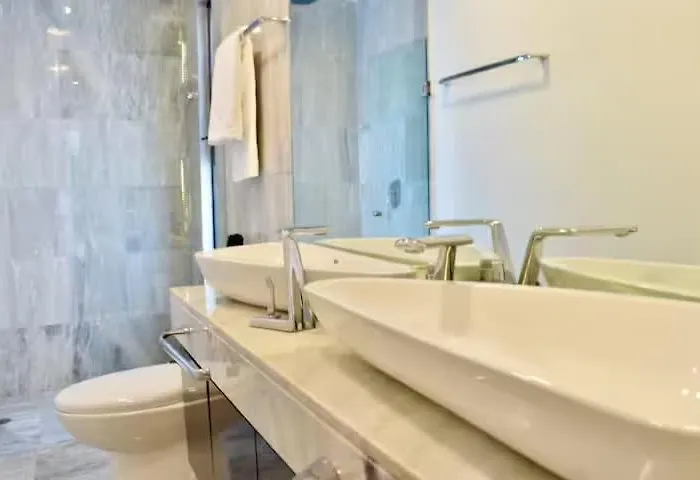 Black House - Modern 3br With Private Pool *