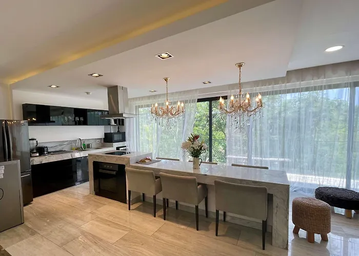 Black House - Modern 3br With Private Pool